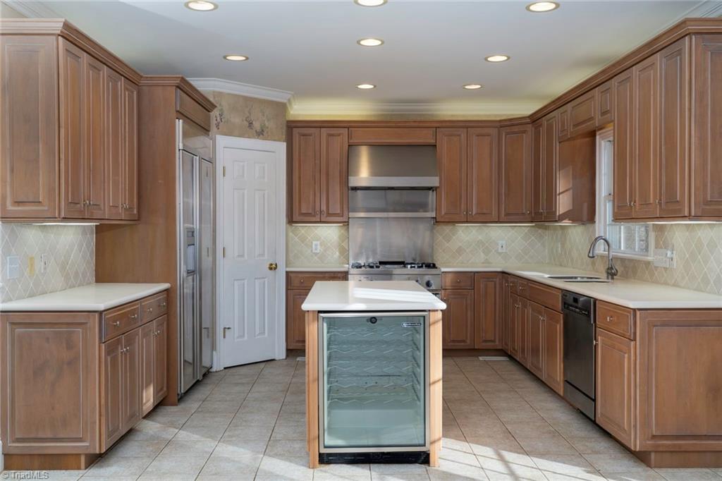 265 Nanzetta Way