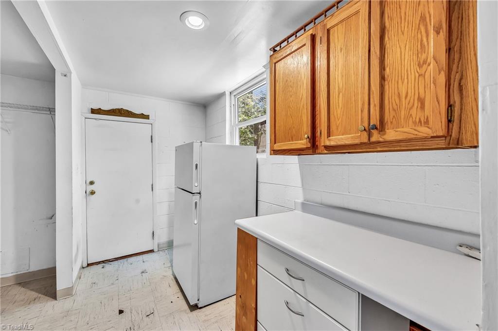 1041 Montgomery Street, Winston-Salem
