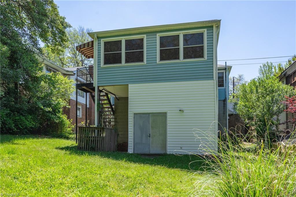 1041 Montgomery Street, Winston-Salem