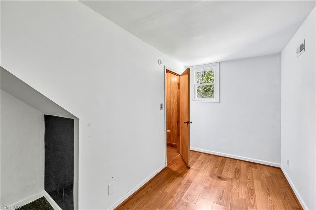 1041 Montgomery Street, Winston-Salem