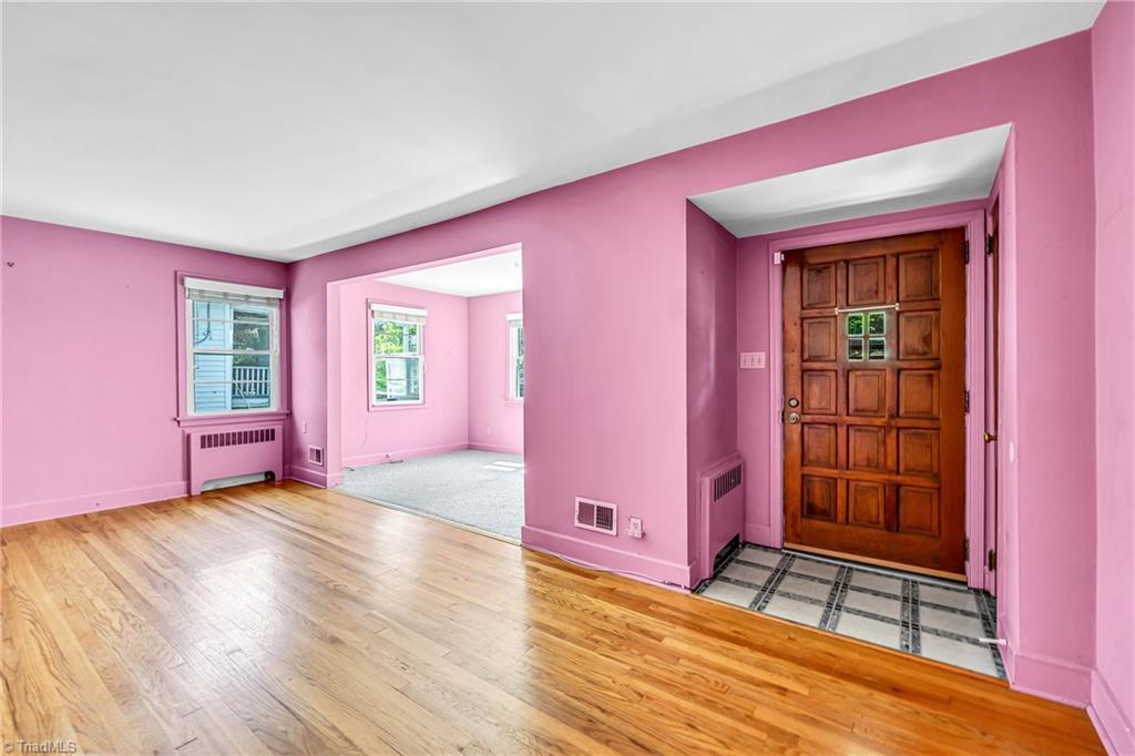 1041 Montgomery Street, Winston-Salem