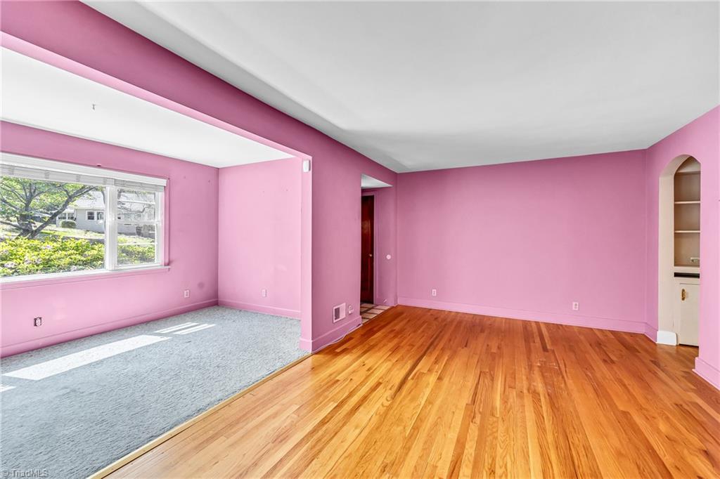 1041 Montgomery Street, Winston-Salem