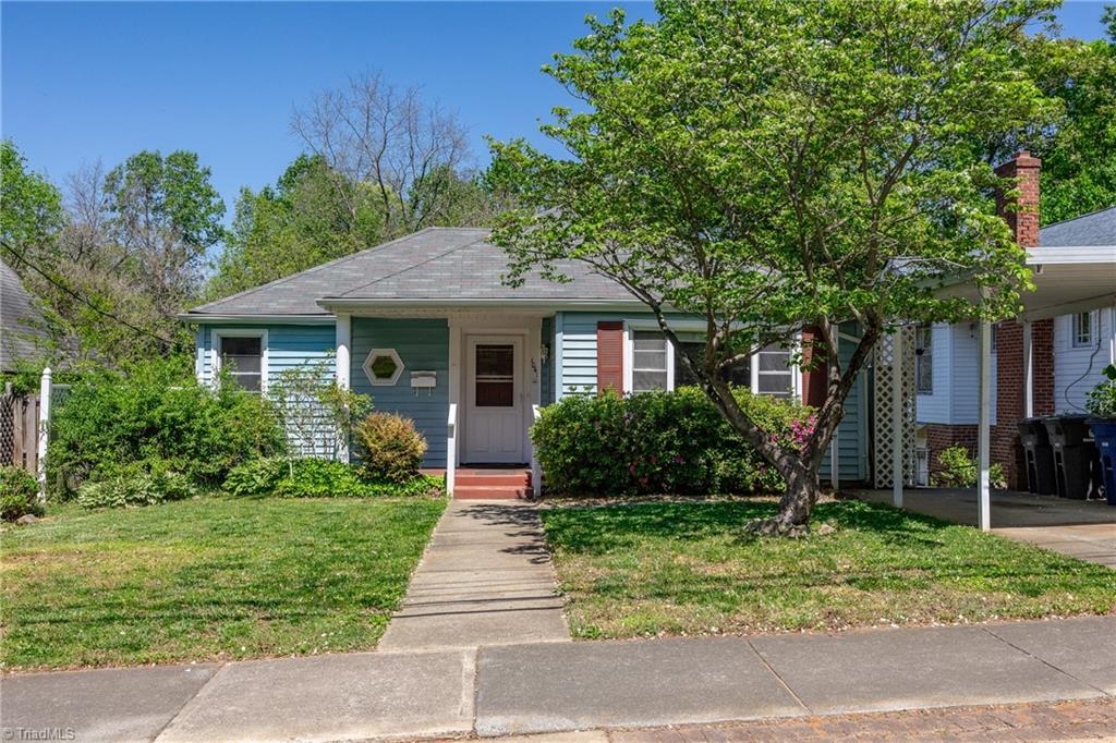 1041 Montgomery Street, Winston-Salem