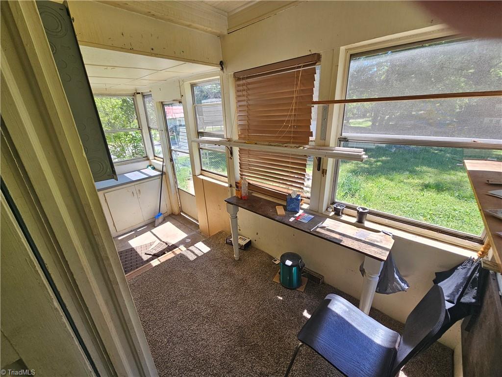 2558 Mountain Street