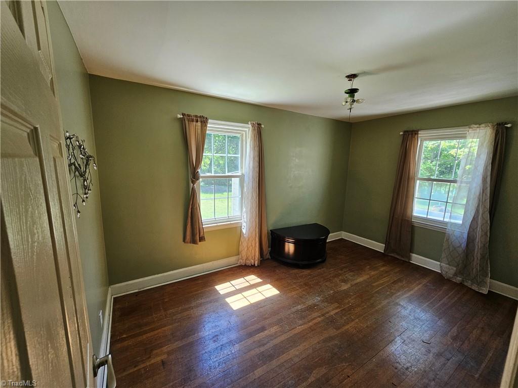 2558 Mountain Street