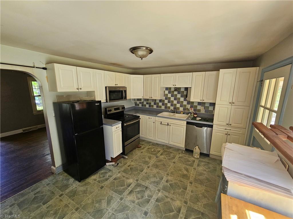 2558 Mountain Street