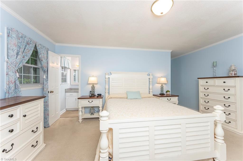 377 Country Lane