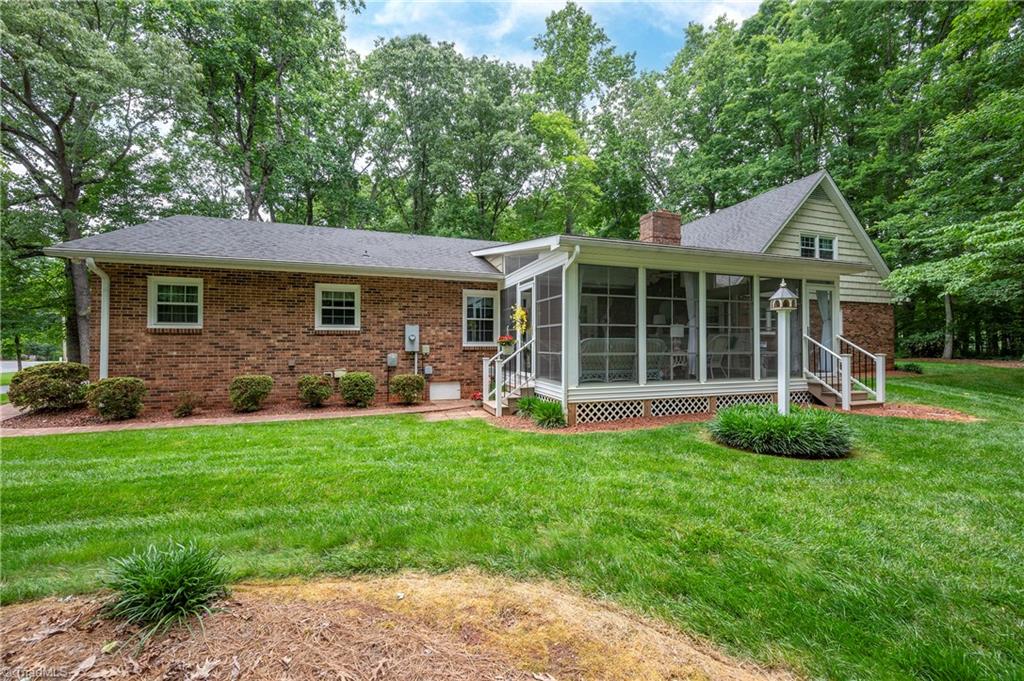 377 Country Lane