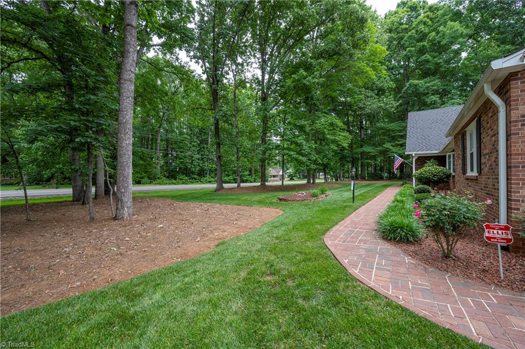 377 Country Lane