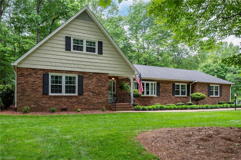 377 Country Lane