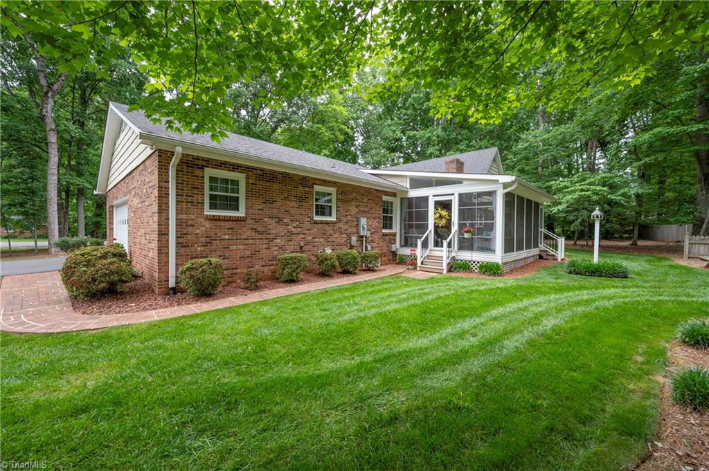 377 Country Lane
