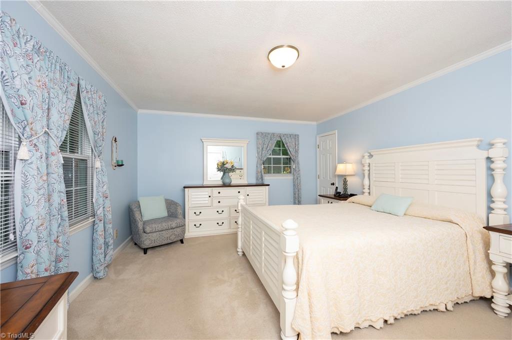 377 Country Lane