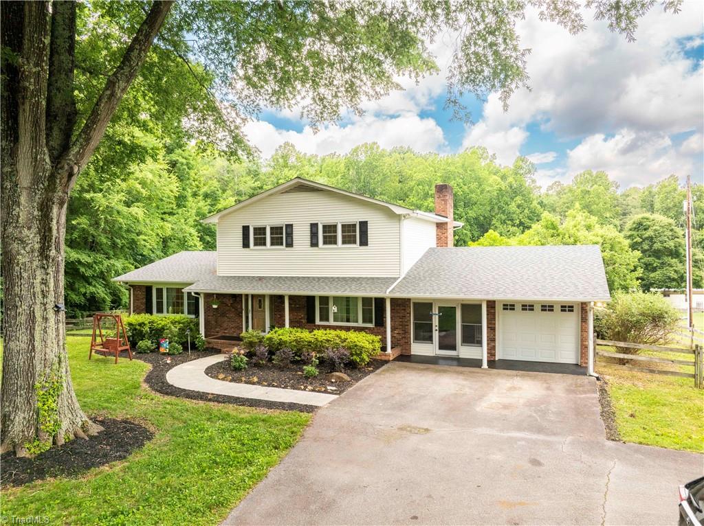 111 Ken Hoots Lane