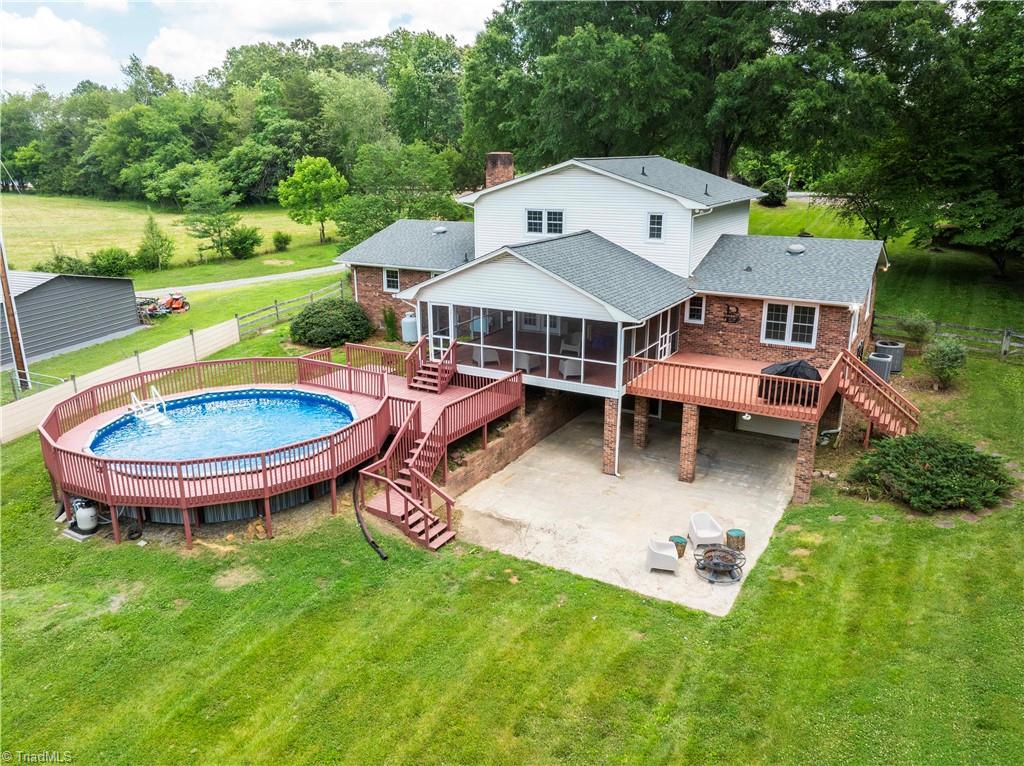 111 Ken Hoots Lane
