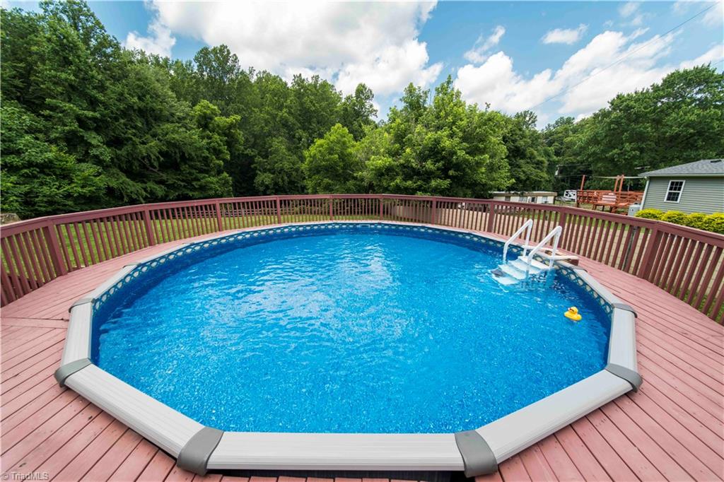 111 Ken Hoots Lane