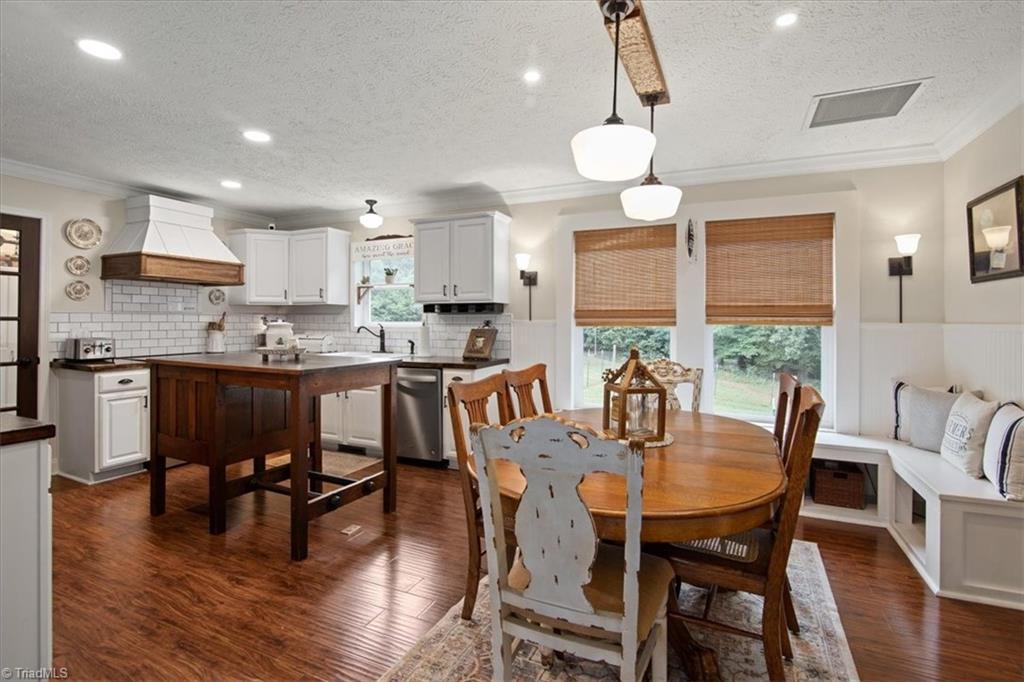 1420 Smith Road