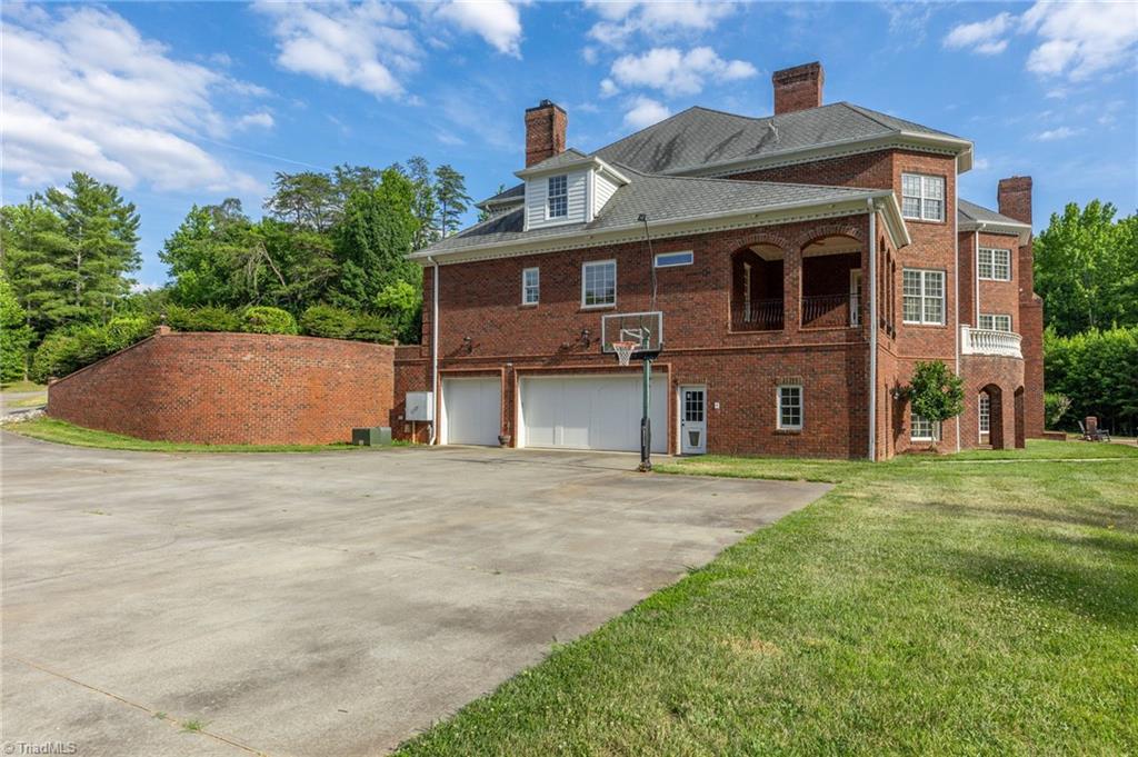 6311 Linda Drive
