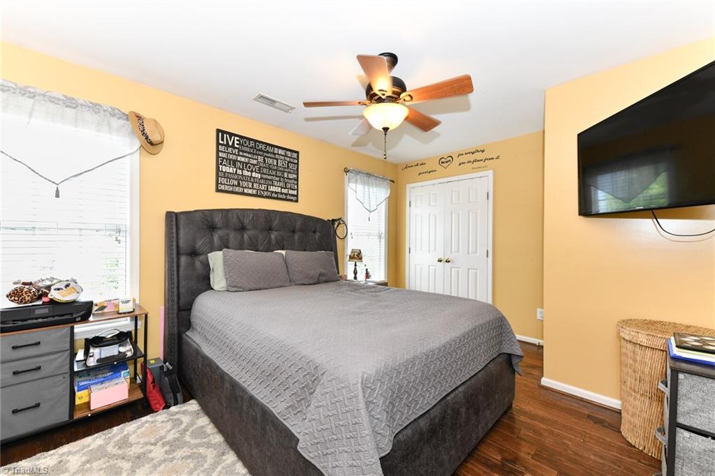 3986 Village Park Court, Winston-Salem