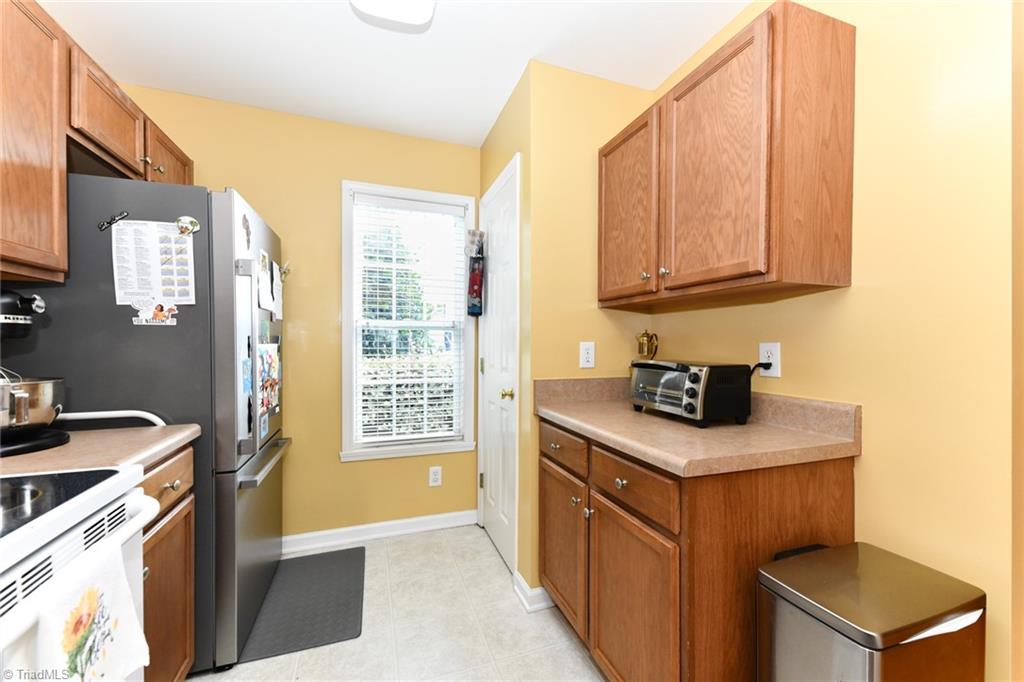 3986 Village Park Court, Winston-Salem