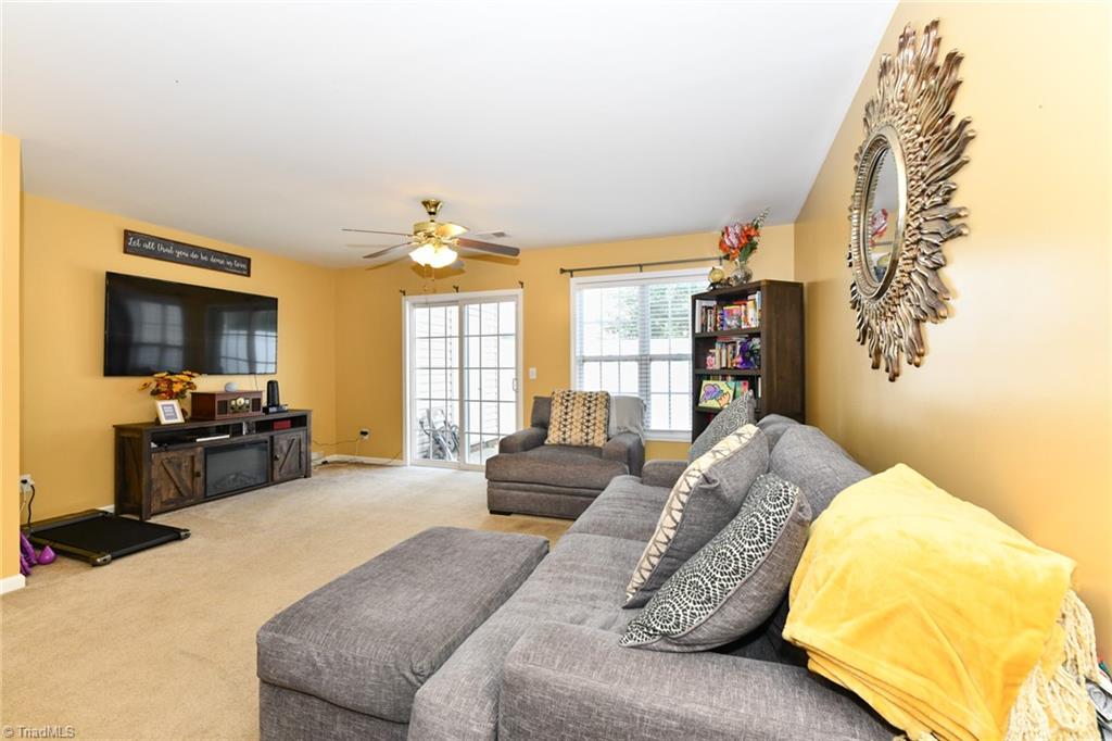 3986 Village Park Court, Winston-Salem