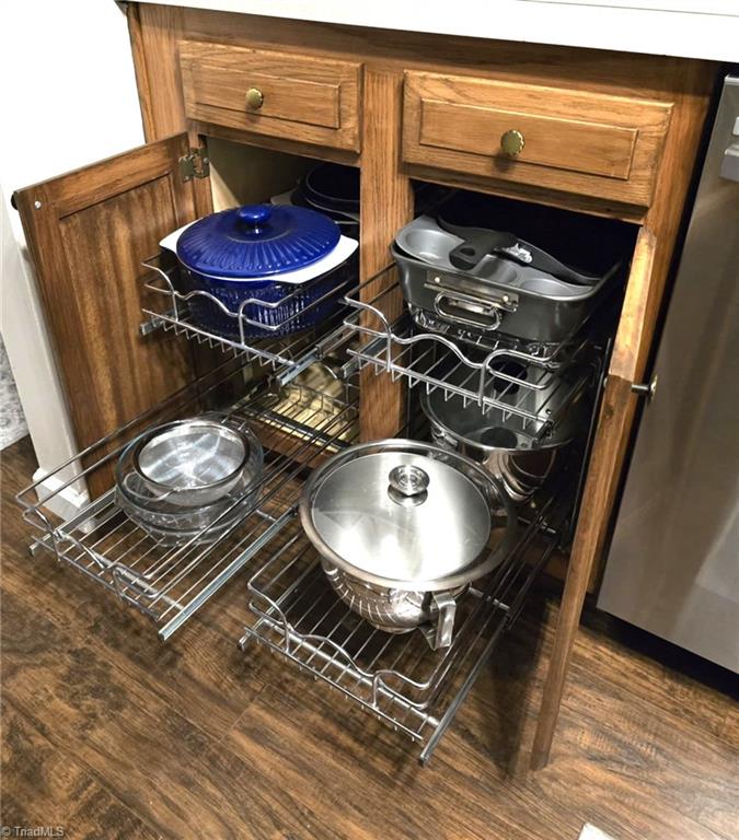 6034 Willomere Circle, Winston-Salem