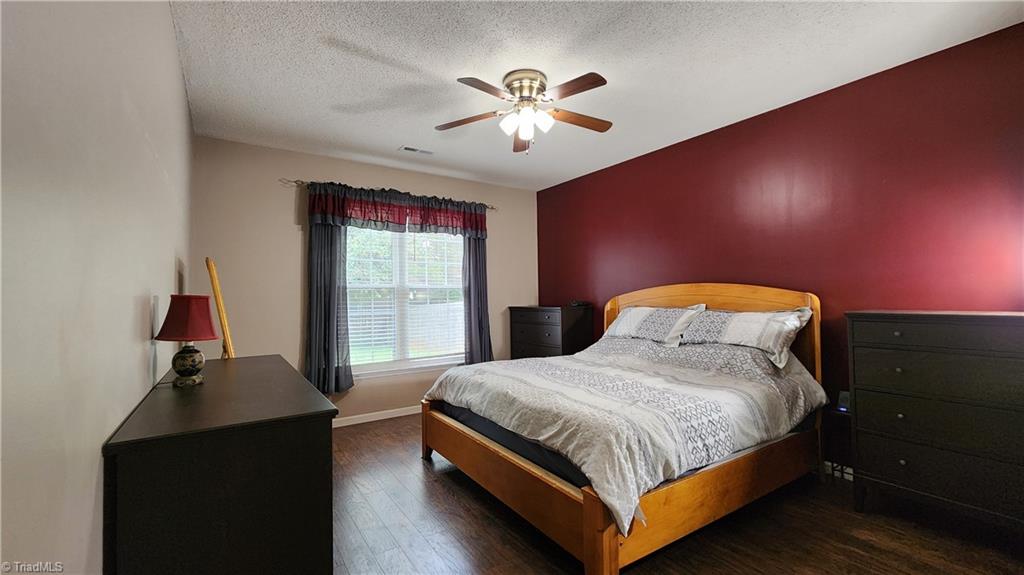 6034 Willomere Circle, Winston-Salem