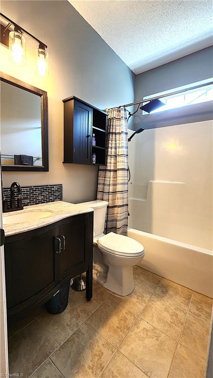 6034 Willomere Circle, Winston-Salem
