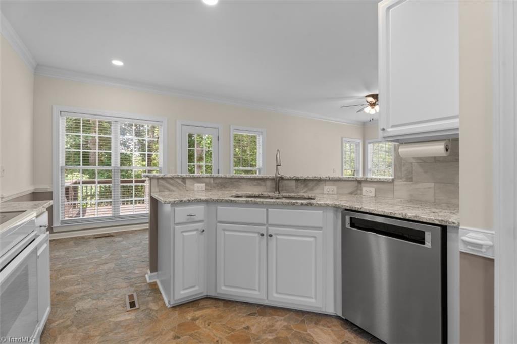 131 Lonetree Circle