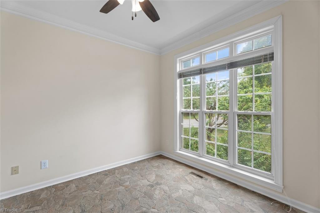 131 Lonetree Circle