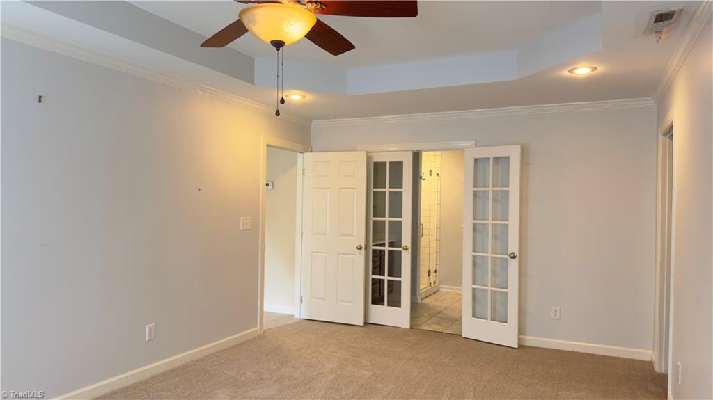 884 Ridge Gate Drive