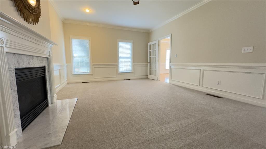 884 Ridge Gate Drive