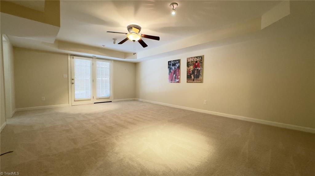884 Ridge Gate Drive