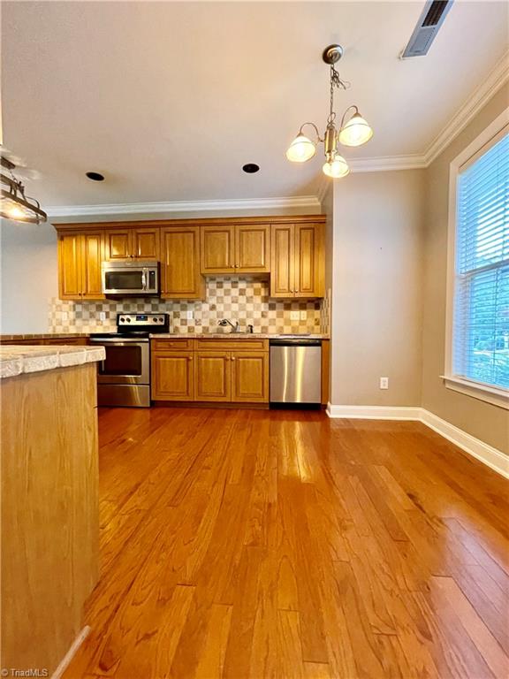 7 Hydrangea Court