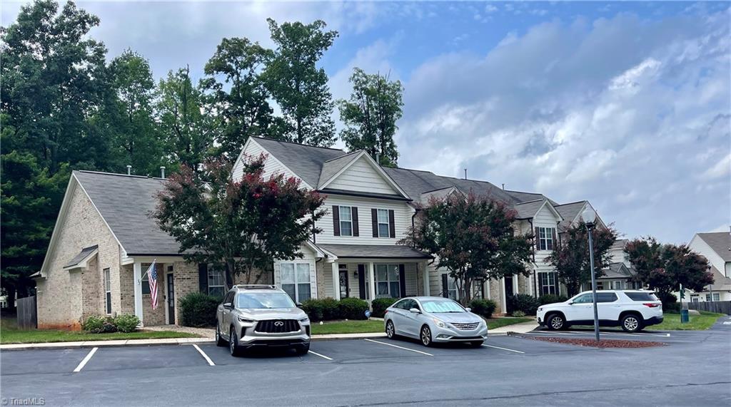 7 Hydrangea Court