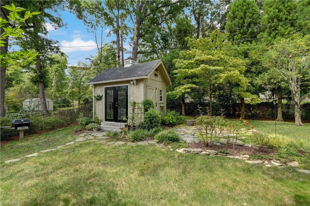 3018 Stratford Drive