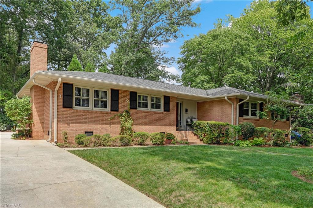 3018 Stratford Drive