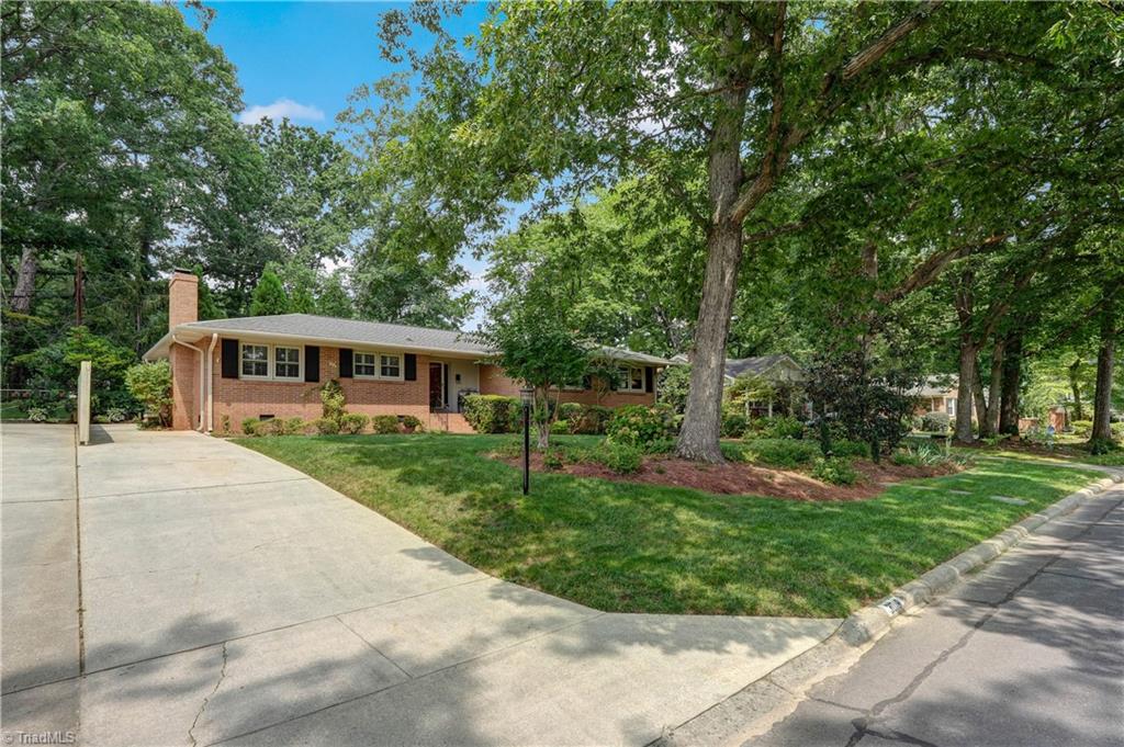 3018 Stratford Drive