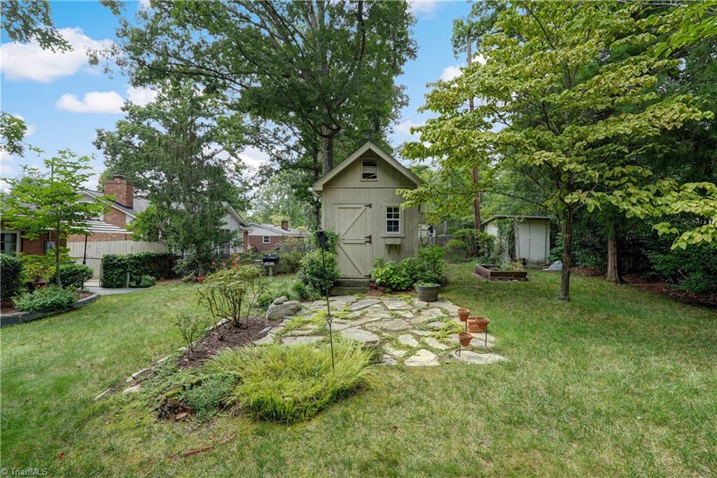 3018 Stratford Drive
