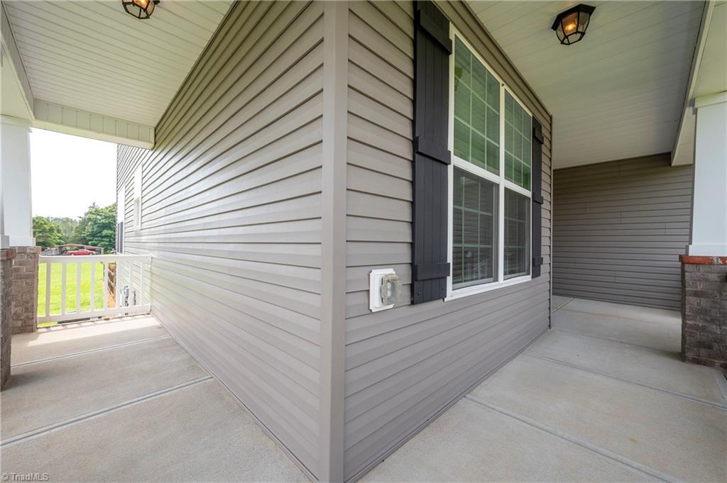 112 Saddlebrook Drive
