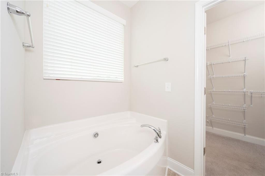 112 Saddlebrook Drive