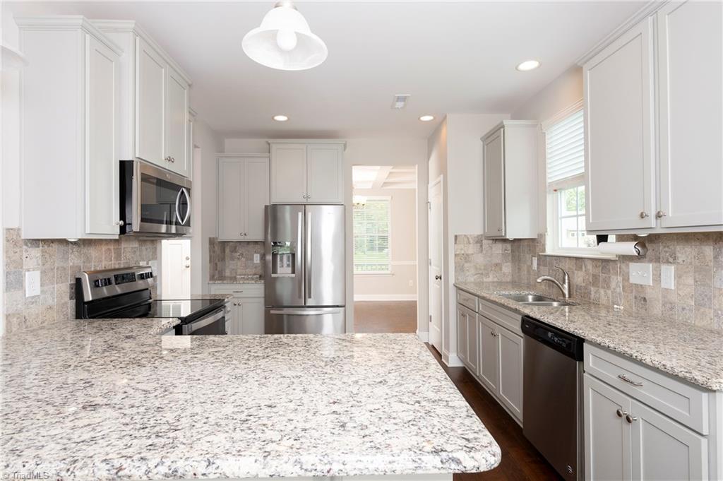 112 Saddlebrook Drive