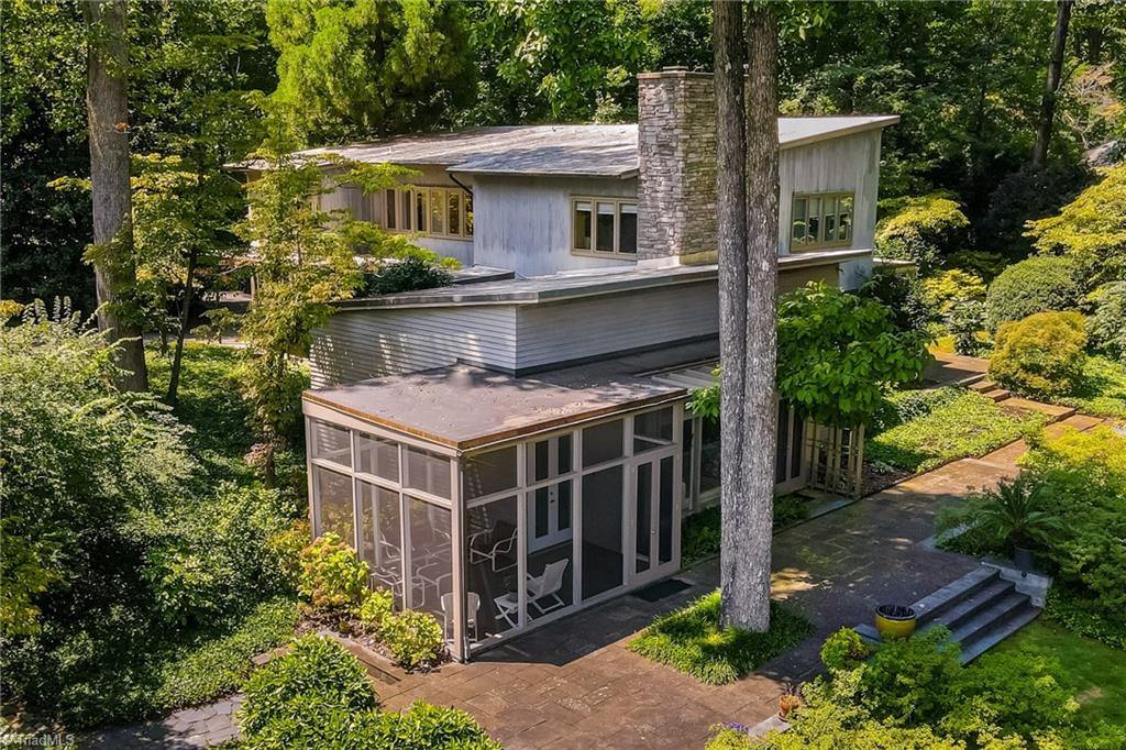 108 W Kemp Road
