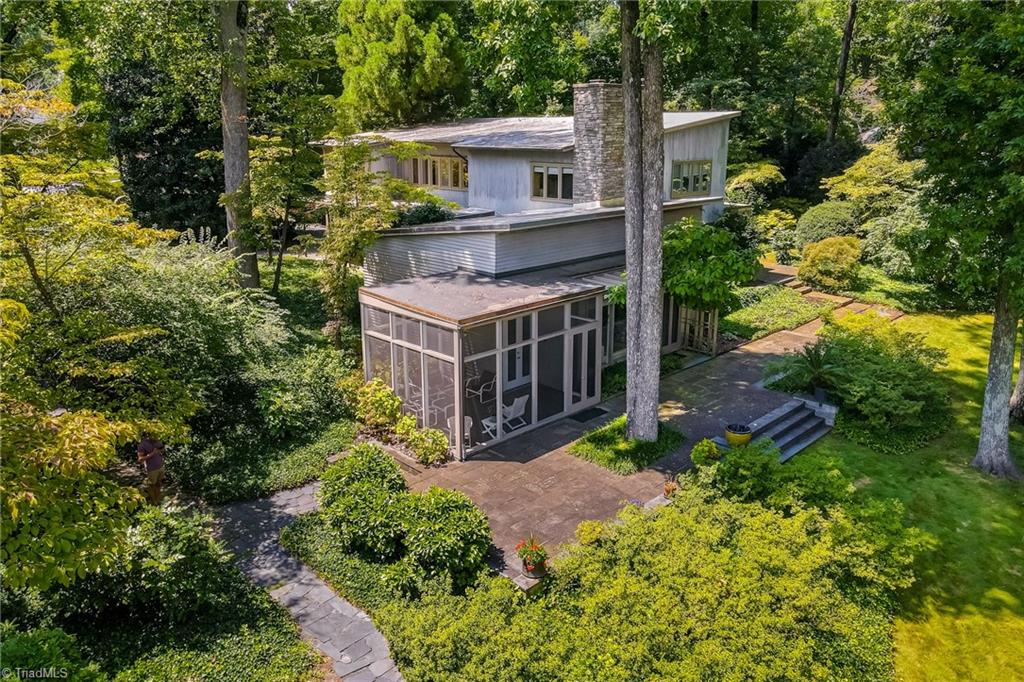 108 W Kemp Road