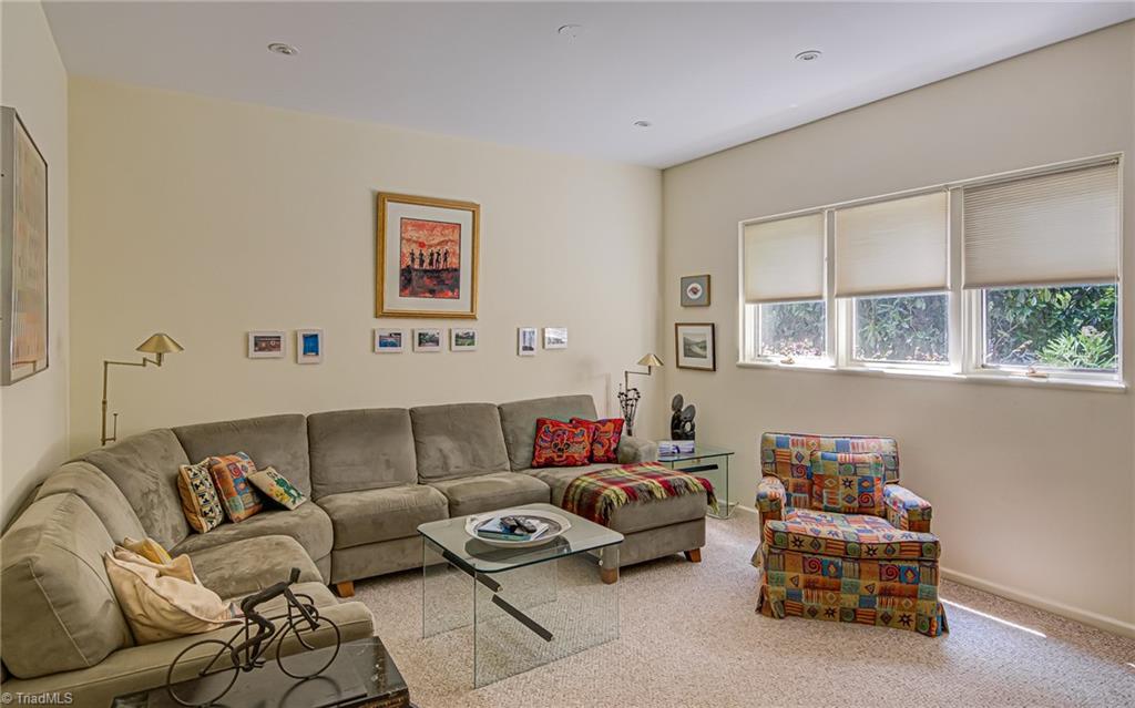 108 W Kemp Road