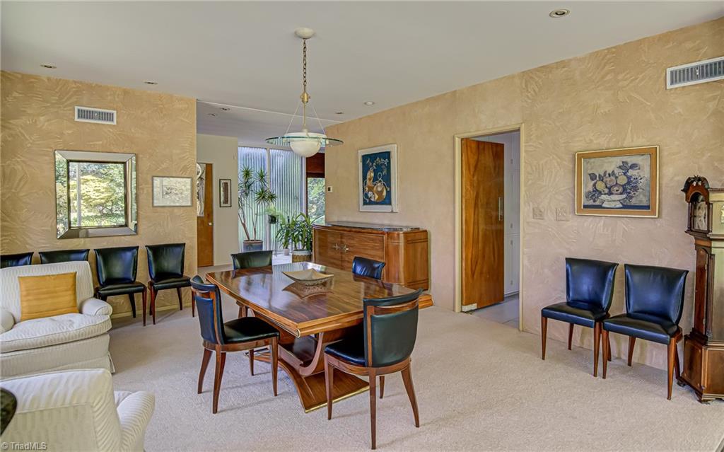 108 W Kemp Road