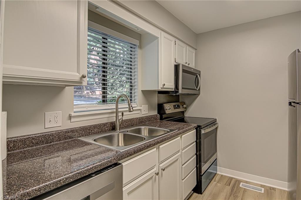 131 Cedar Lake Trail, Winston-Salem