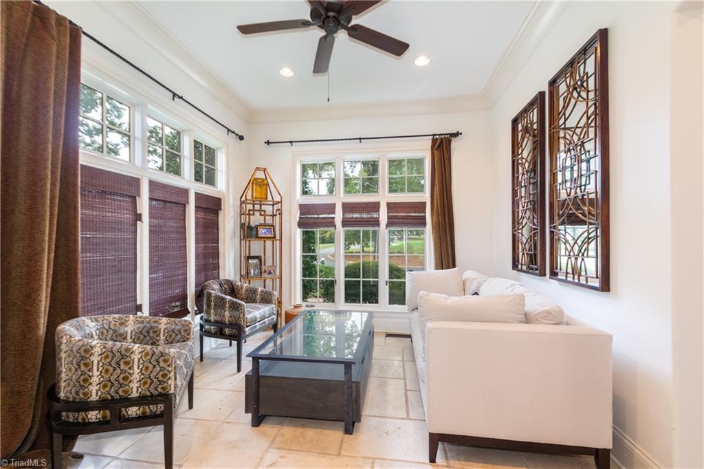 807 Sunset Drive
