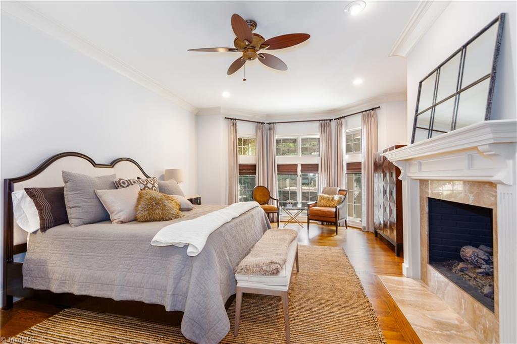 807 Sunset Drive
