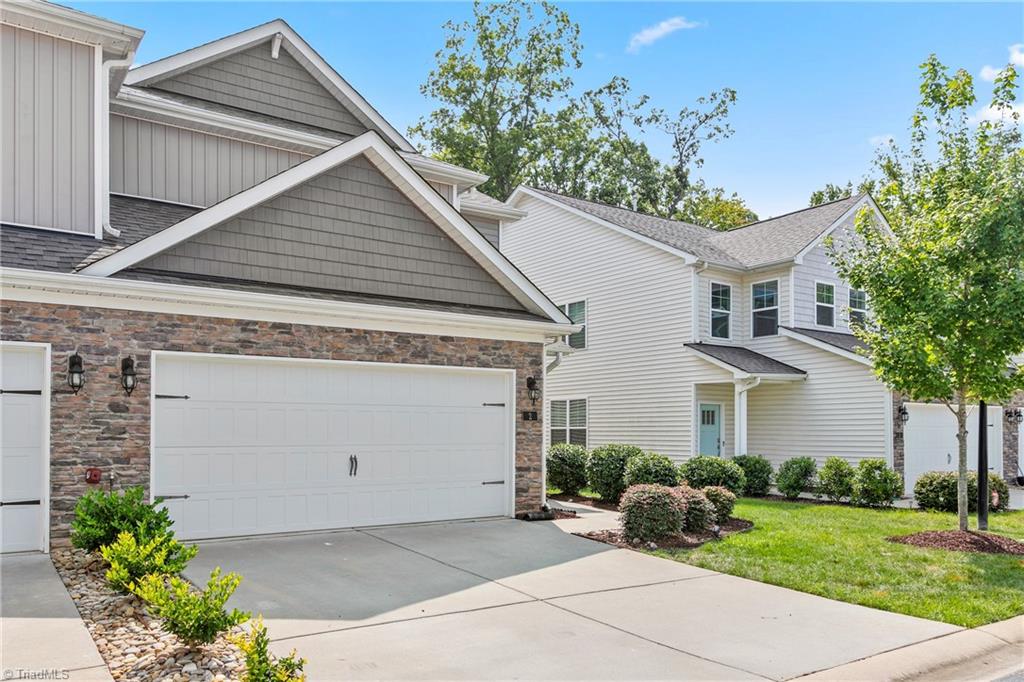 2 Finley Ridge Way