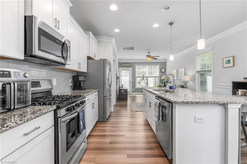 2 Finley Ridge Way